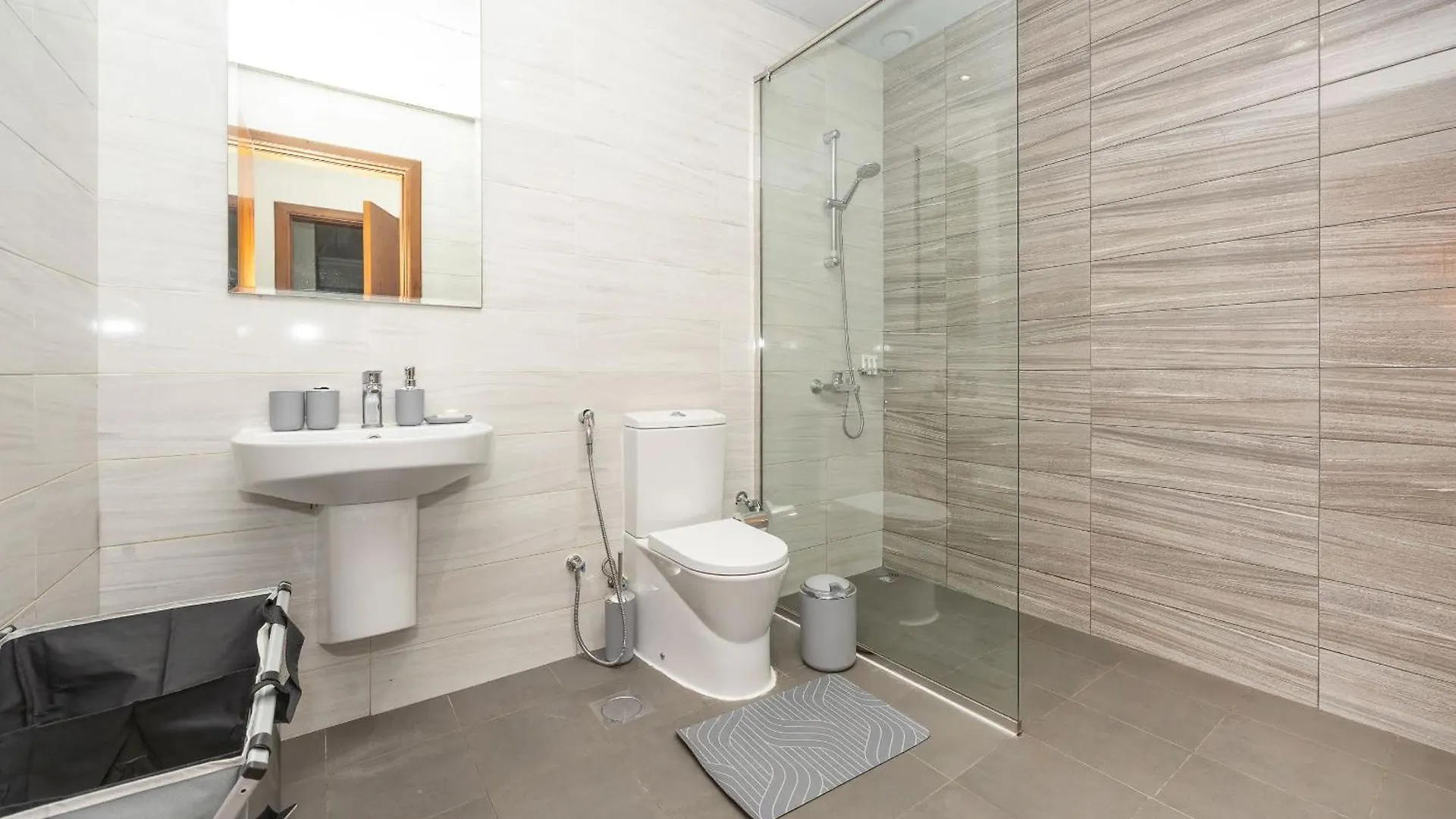Prime Downtown Stay - Steps From Burj Khalifa Dubaj